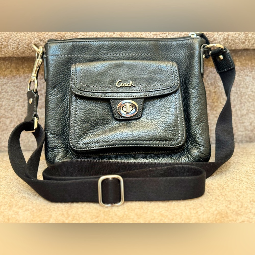 EUC! COACH Park Black Leather Crossbody Purse